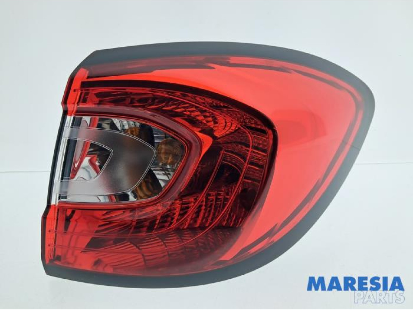 Renault - Captur - Feu arrière droit