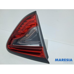 Renault - Captur - Taillight, left