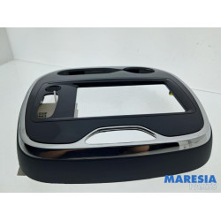 Renault - Captur - Radio omlijsting