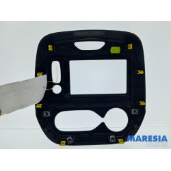 Renault - Captur - Radio omlijsting