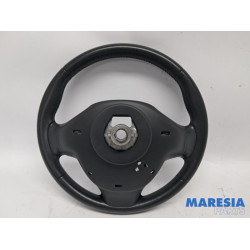 Renault - Captur - Steering wheel