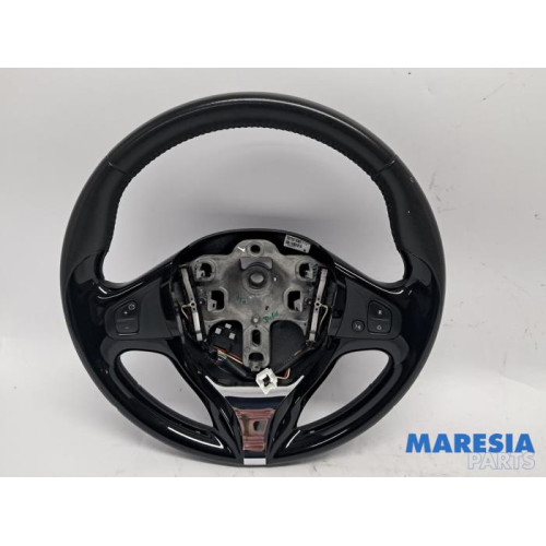 Renault - Captur - Steering wheel