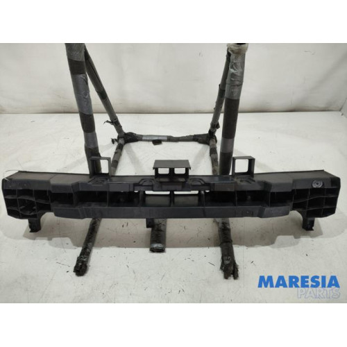 Renault - Clio - Bumperframe achter