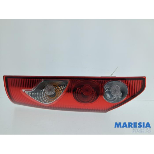 Renault - Kangoo - Achterlicht links