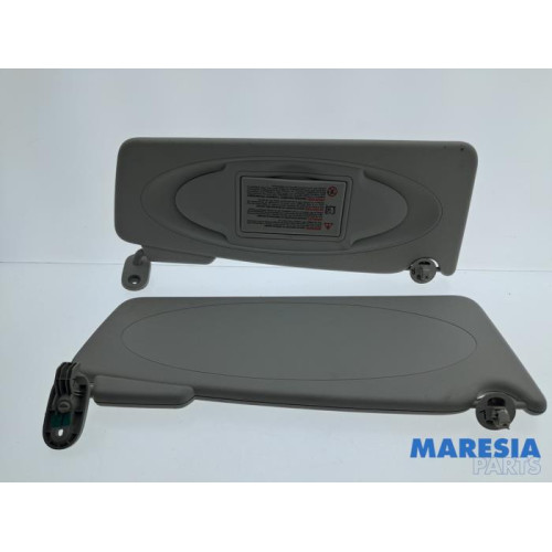 Renault - Kangoo - Zonneklep set