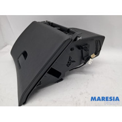 Peugeot - 208 - Handschuhfach
