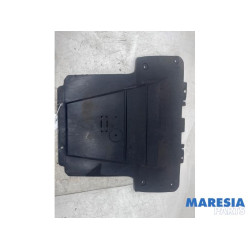 Renault - Kangoo - Engine protection panel