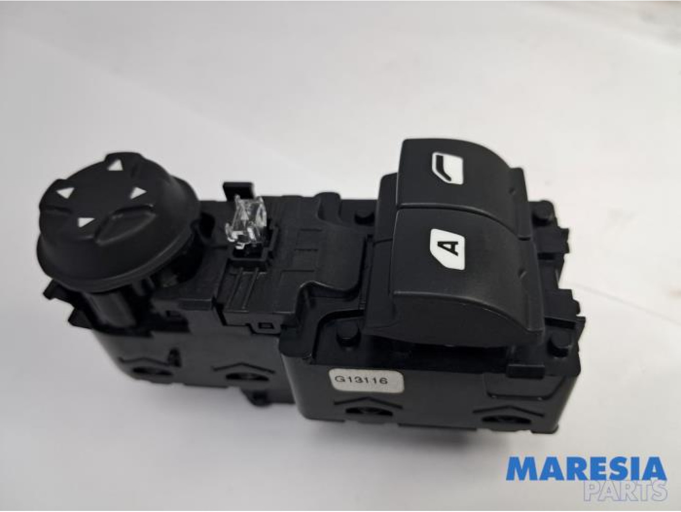 Peugeot - 208 - Multi-functional window switch