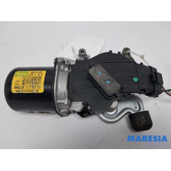 Renault - Clio - Front wiper motor