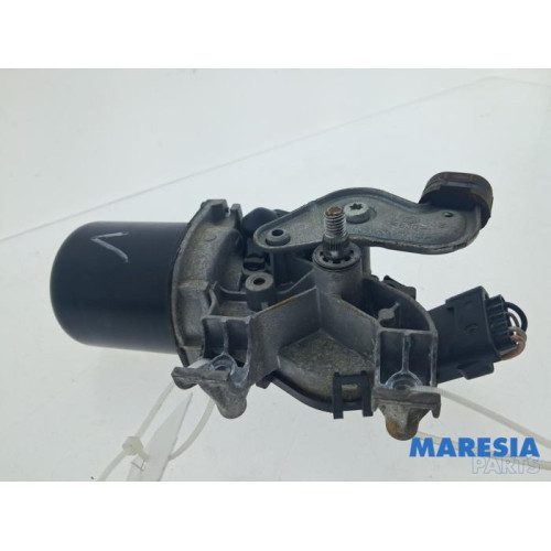 Renault - Clio - Front wiper motor