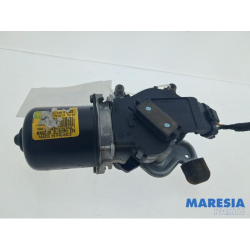Renault - Clio - Front wiper motor