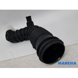 Renault - Captur - Air intake hose