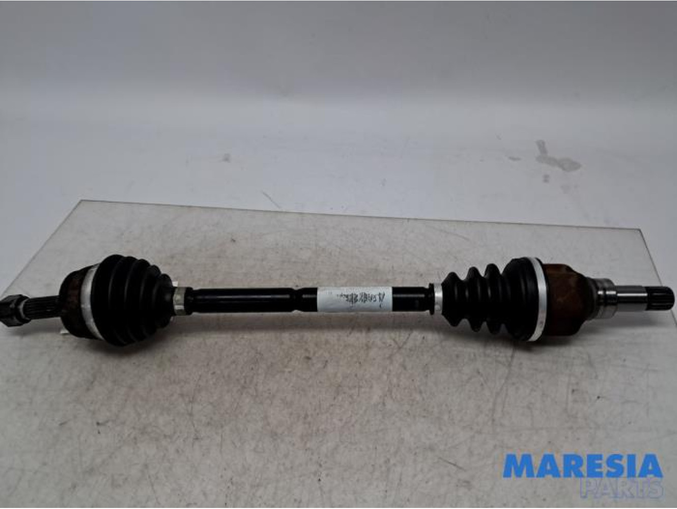Peugeot - 208 - Antriebswelle links vorne