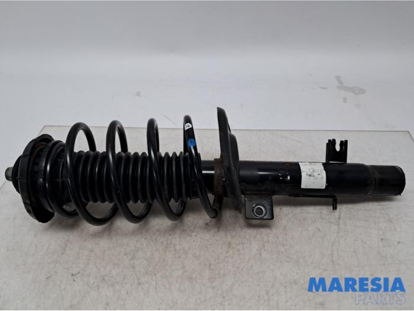 Peugeot - 208 - Front shock absorber rod, left