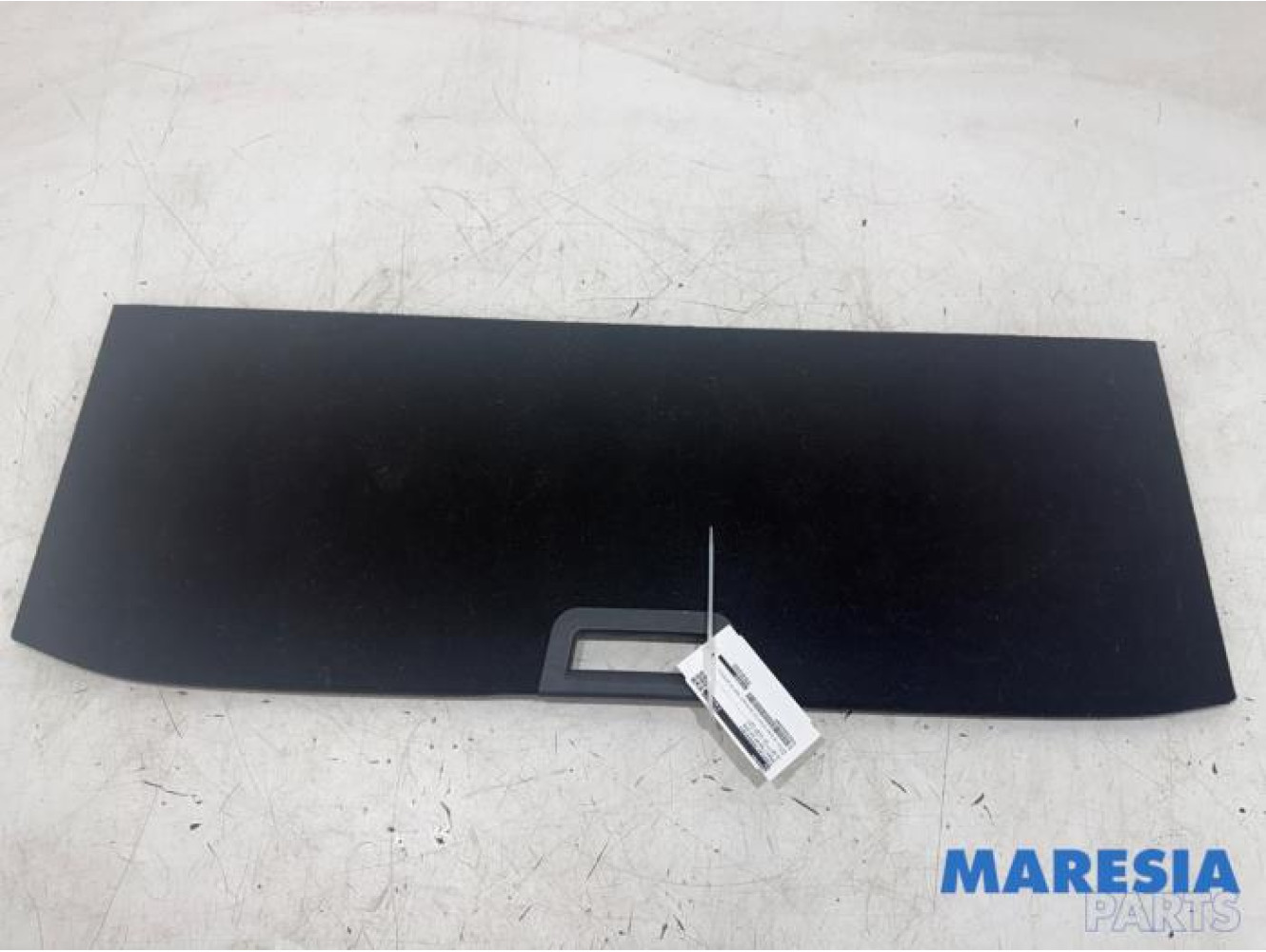 Renault - Kadjar - Floor panel load area