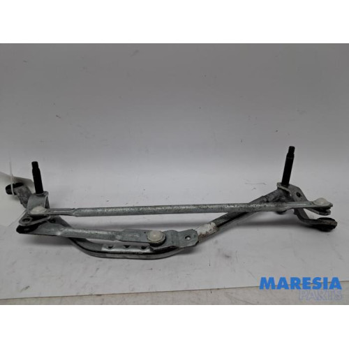 Renault - Captur - Wiper mechanism