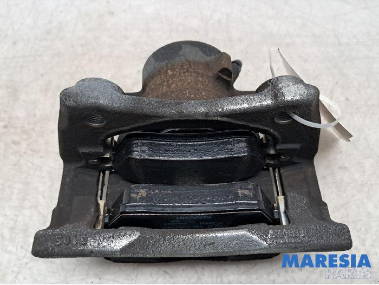 Renault - Captur - Front brake calliper, right