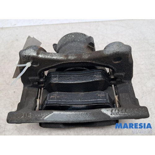 Renault - Captur - Front brake calliper, left