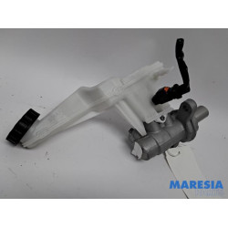 Peugeot - 408 - Master cylinder
