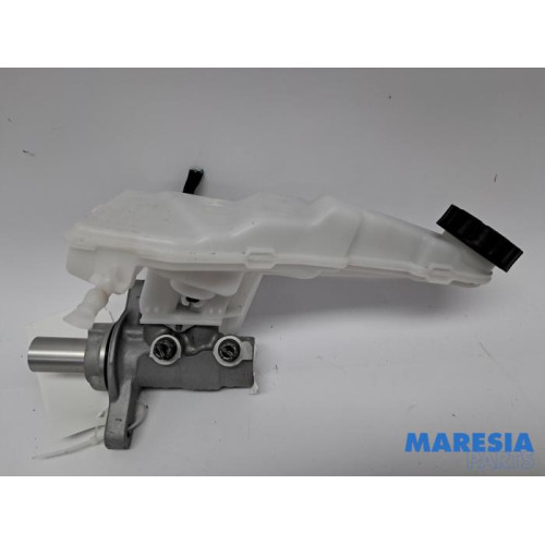 Peugeot - 408 - Master cylinder