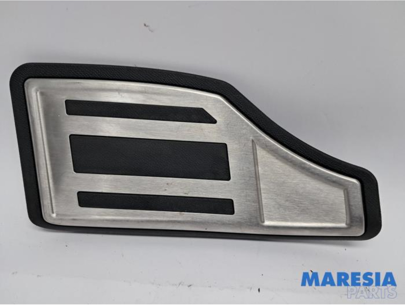 Peugeot - 408 - Support de pied