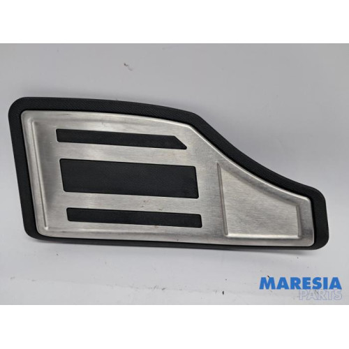 Peugeot - 408 - Support de pied