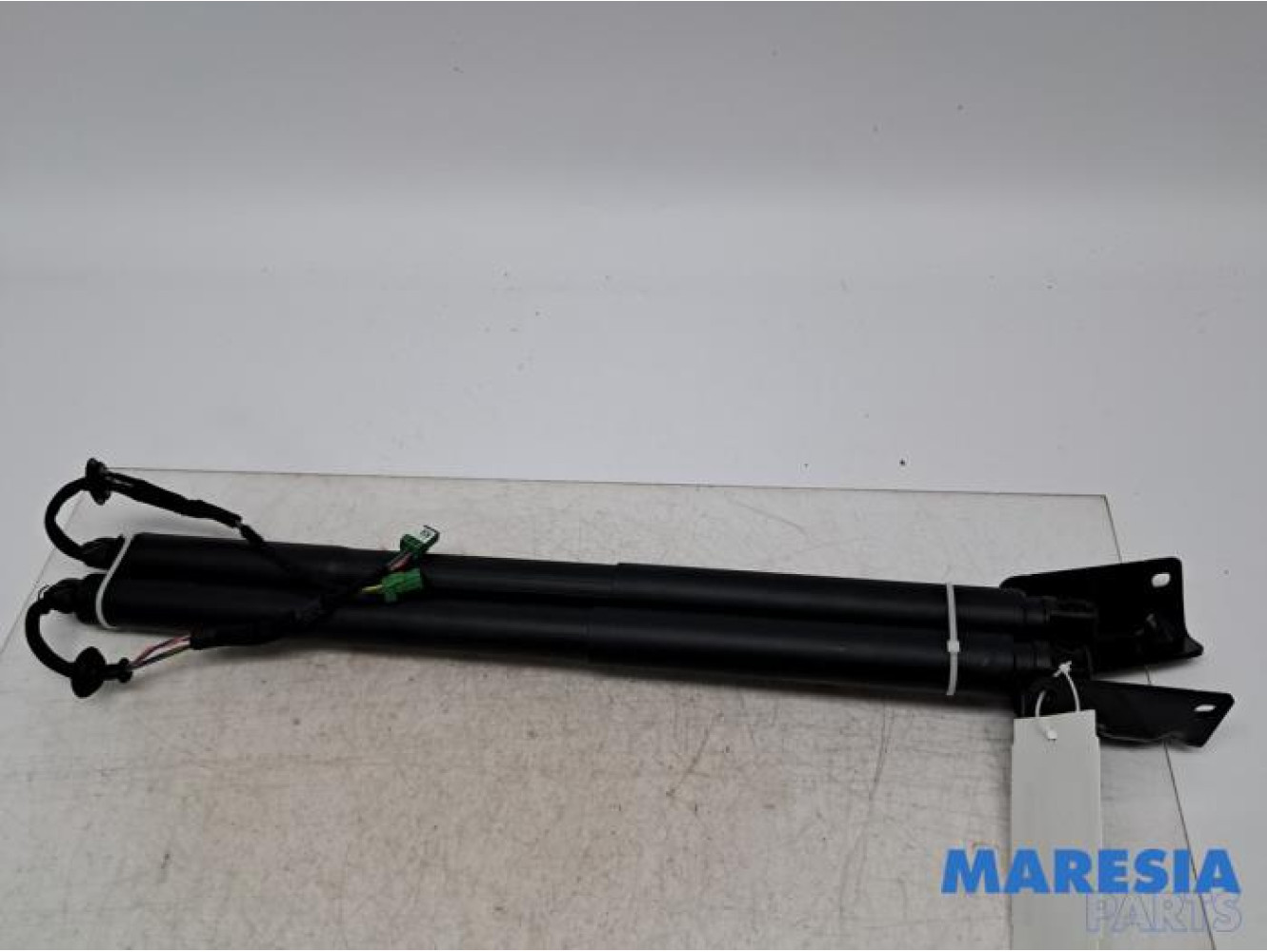 Peugeot - 408 - Set of tailgate gas struts