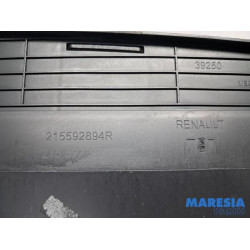 Renault - Clio - Air funnel