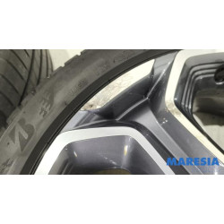 Renault - Kadjar - Sportvelgenset + banden