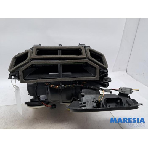 Renault - Kadjar - Heater housing