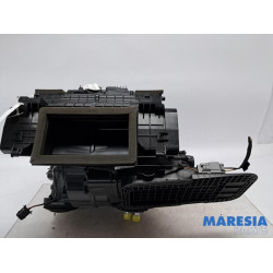 Renault - Clio - Heater housing