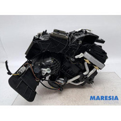 Renault - Clio - Heater housing