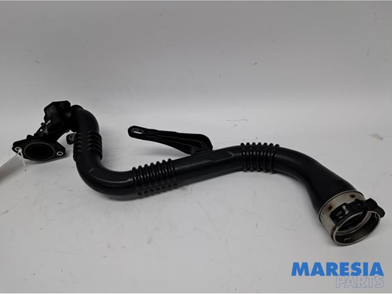 Renault - Clio - Intercooler tube