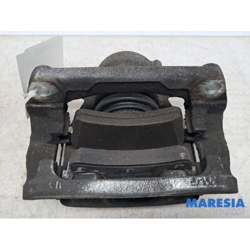 Renault - Kangoo - Front brake calliper, left