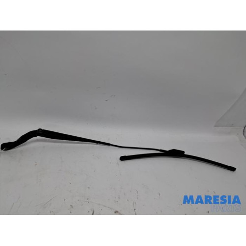 Peugeot - Boxer - Front wiper arm