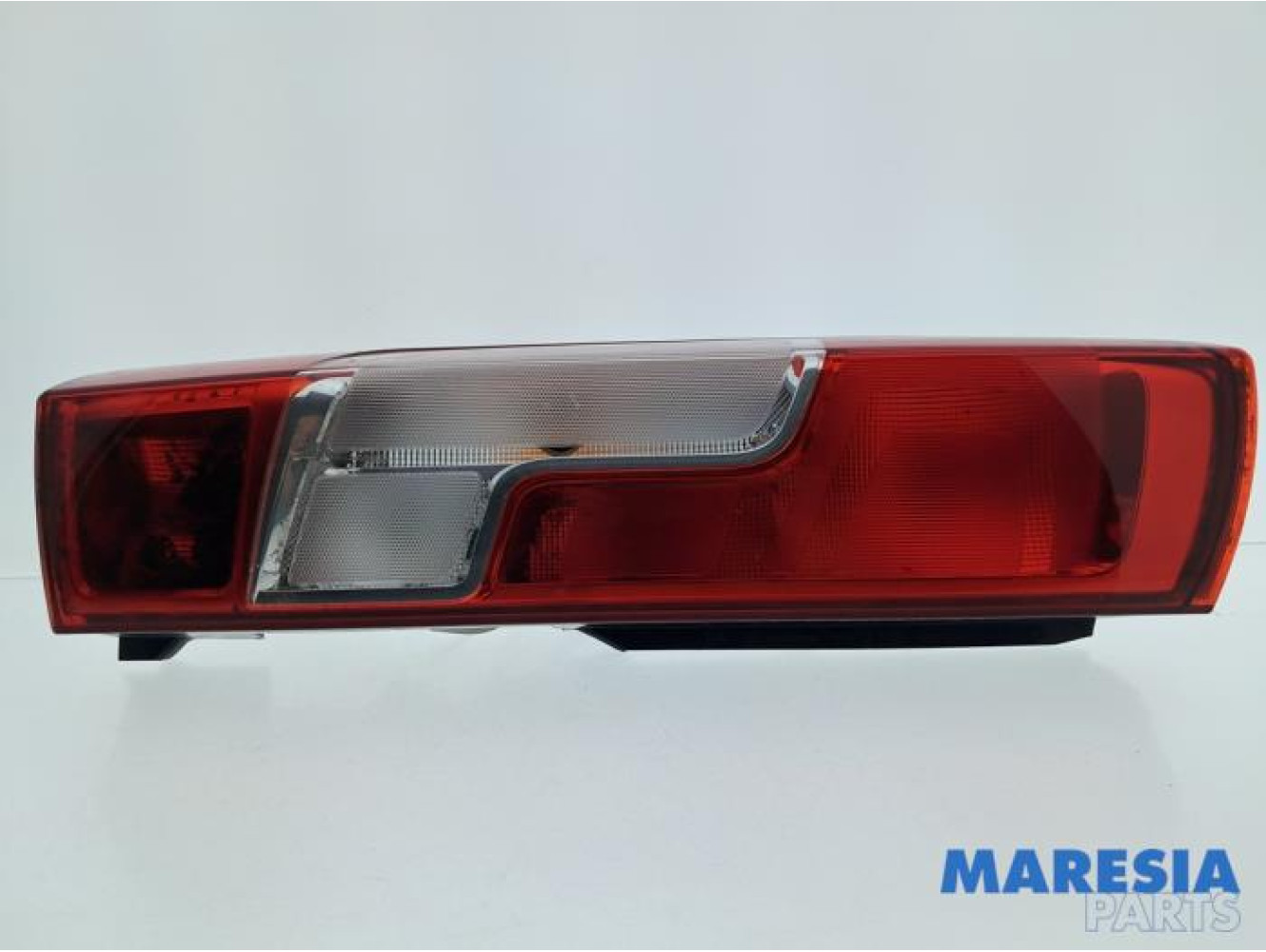 Peugeot - Boxer - Rücklicht links