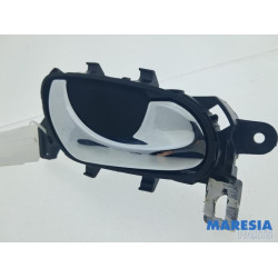 Renault - Kadjar - Front door handle 4-door, right