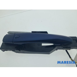 Renault - Kadjar - Front door handle 4-door, right