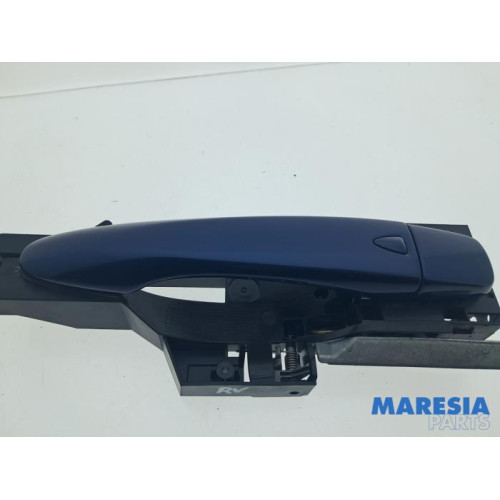 Renault - Kadjar - Front door handle 4-door, right