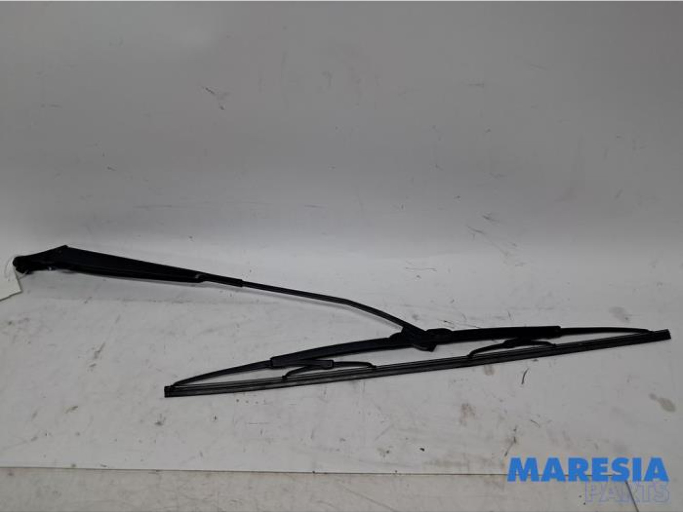 Renault - Kangoo - Front wiper arm