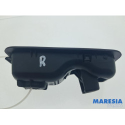 Renault - Kadjar - Backrest release handle