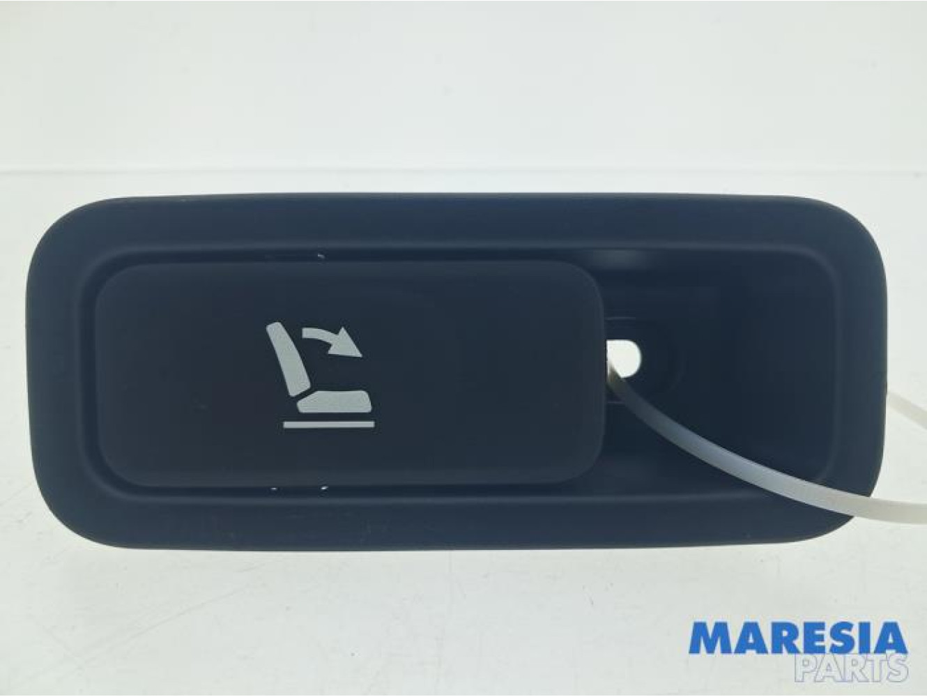 Renault - Kadjar - Backrest release handle