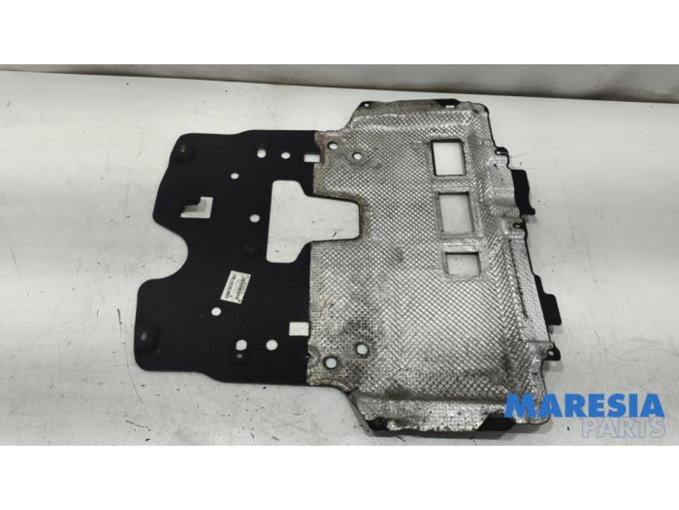 Peugeot - 208 - Plaque de protection moteur