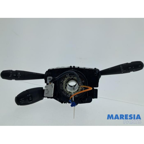 Peugeot - 208 - Steering column stalk