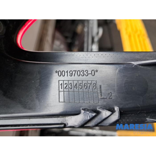 Peugeot - 208 - Taillight, left
