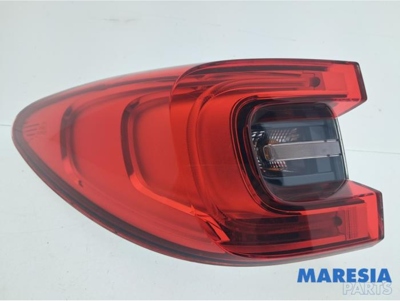 Renault - Kadjar - Taillight, left