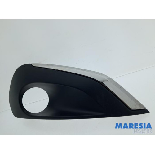 Peugeot - 208 - Fog light cover plate, right