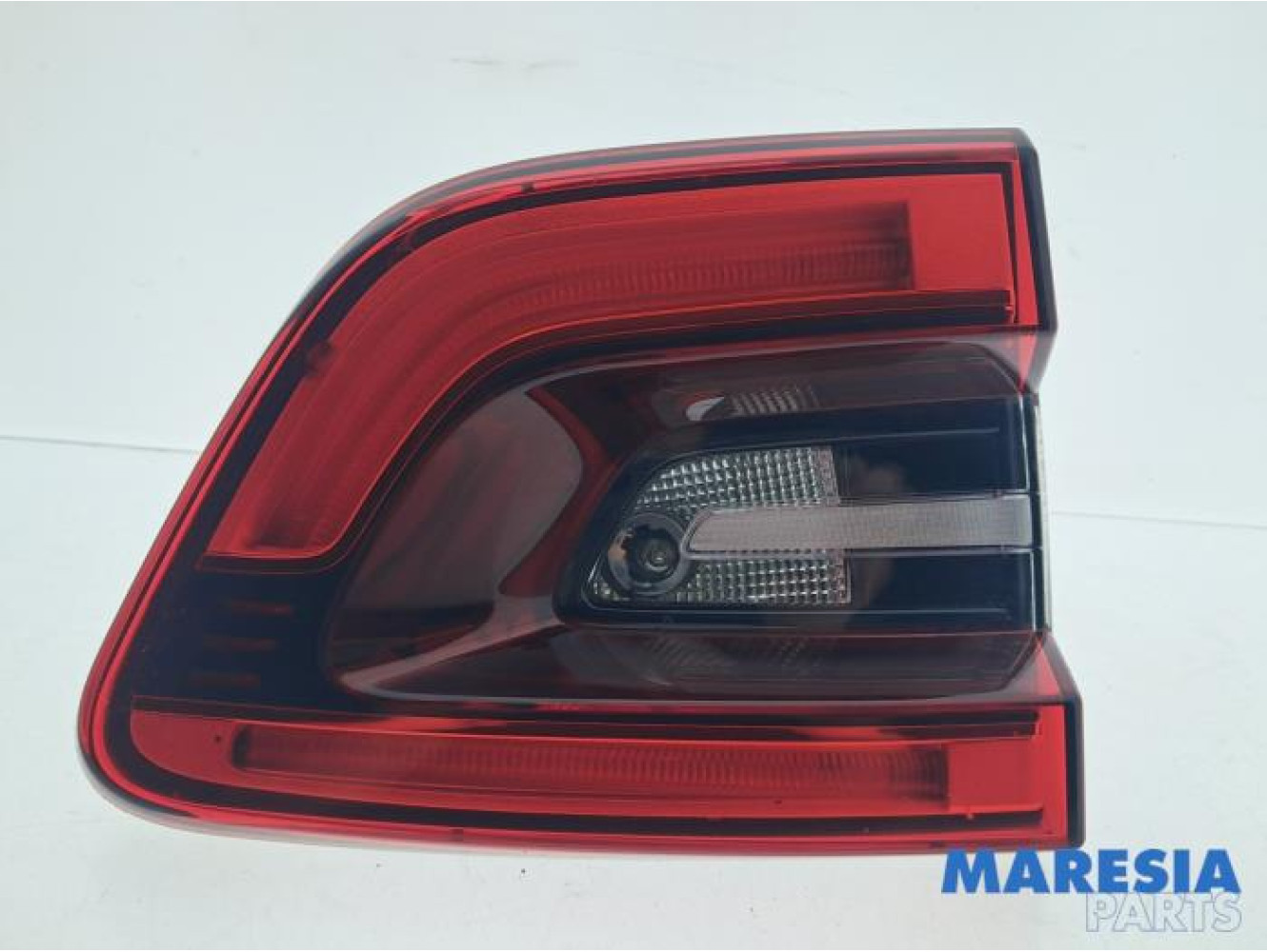 Renault - Kadjar - Taillight, left