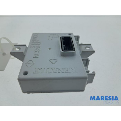 Renault - Clio - Navigatie Module