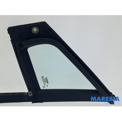 Renault - Clio - Quarter light, front right